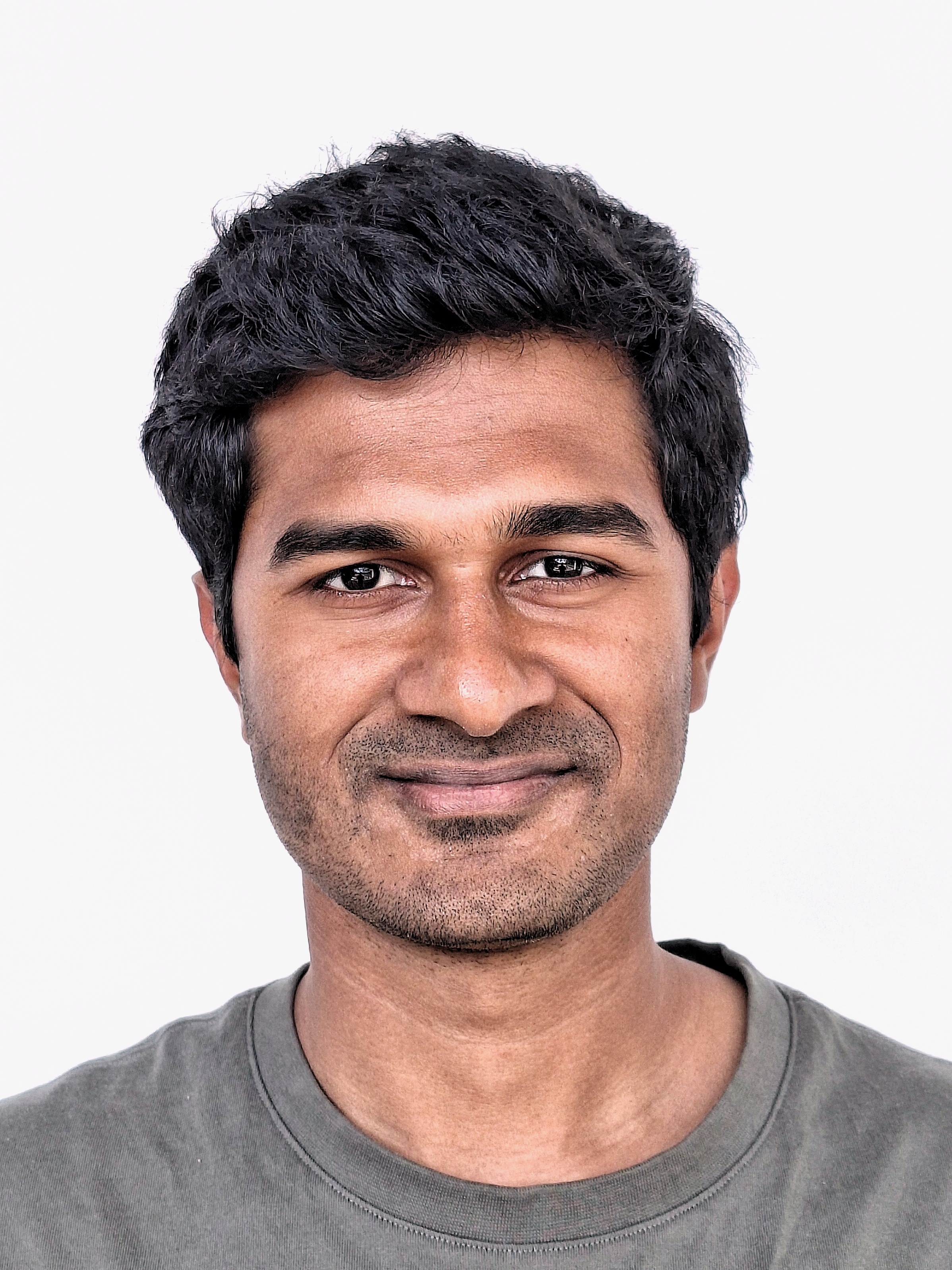 Dieses Bild zeigt Alex, Nithin Thomas